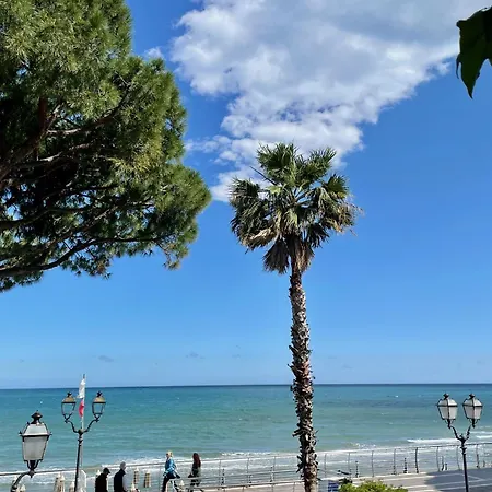 Beau Rivage 3* Alassio