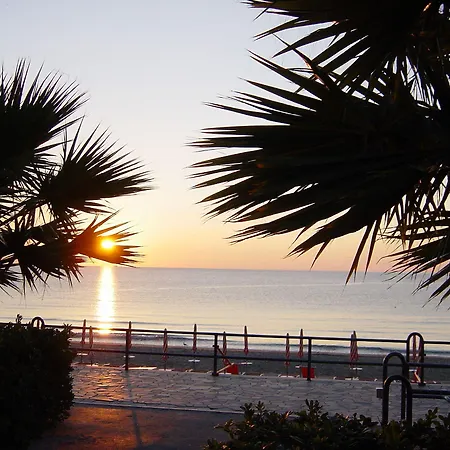 מלון Beau Rivage אלסיו