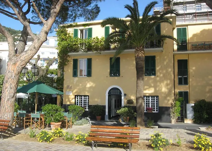 Beau Rivage Szálloda Alassio